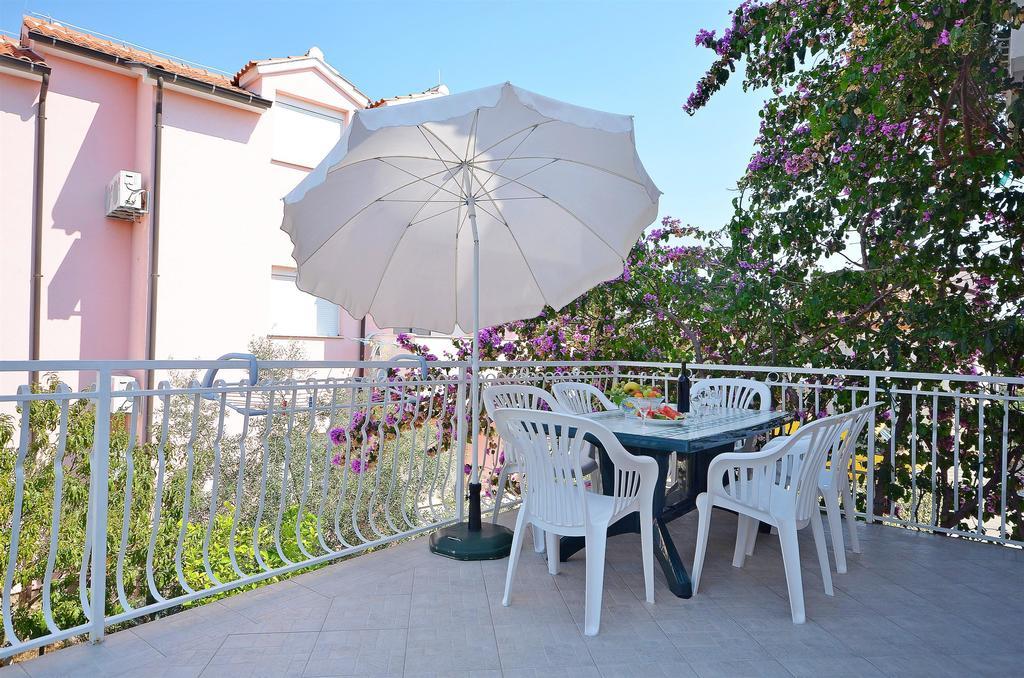 Apartments Sime Водице Экстерьер фото